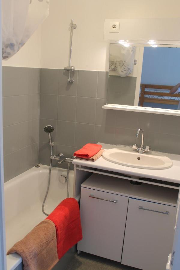 Apartamento Studio Avec Parking Proche Plage Et Centre Royan Exterior foto